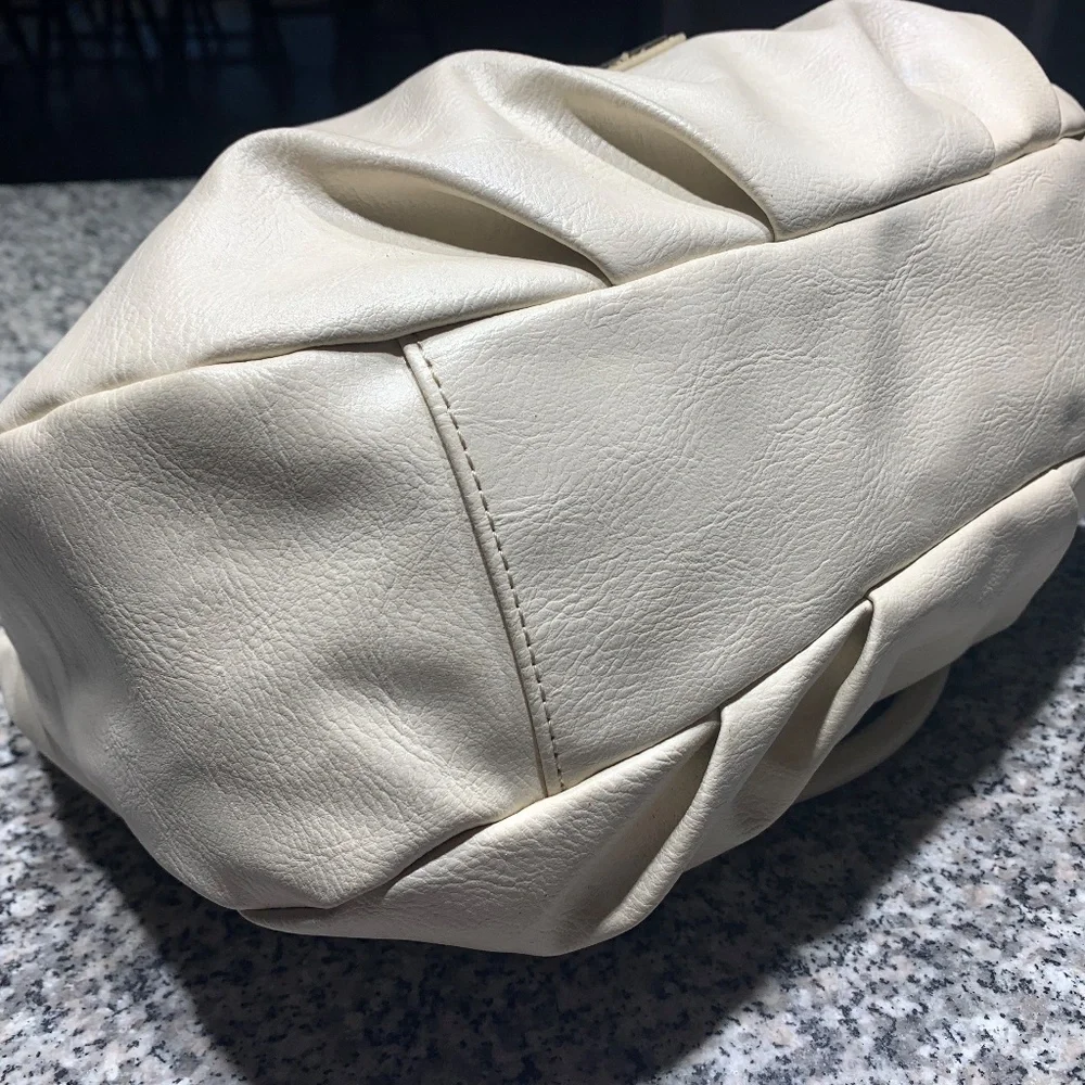 Tommy Hilfiger Cream All Leather Satchel - Picture 4 of 9
